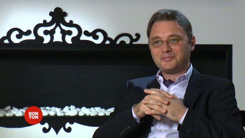 Bonton. Luca Niculescu: „In Romania pe mine ma enerveaza claxoanele” Imagine