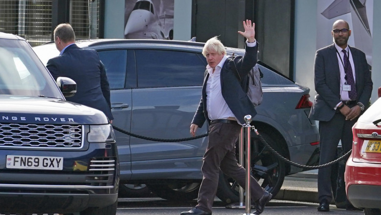 Boris Johnson a fugit din vacanta, din Caraibe, pentru a incerca sa devina din nou premier Imagine