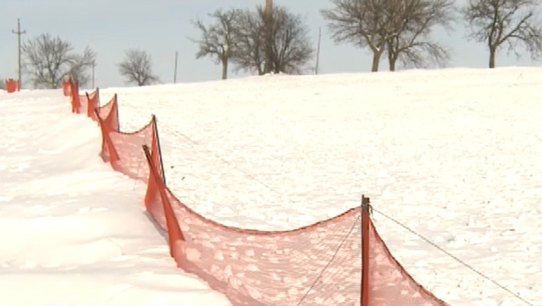 BOTOSANI. Drumuri inzapezite, cu tot cu parazapezi Imagine