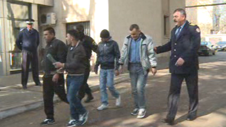 BOTOSANI. Ordonante de retinere pentru politistii de frontiera acuzati ca fraternizau cu traficantii Imagine