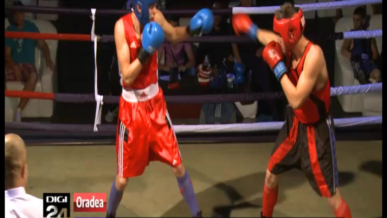 BOX: Pumni impartiti in scop caritabil.  Toti banii adunati la Cupa Gym Mar Strong vor fi donati familiei unui copil bolnav Imagine