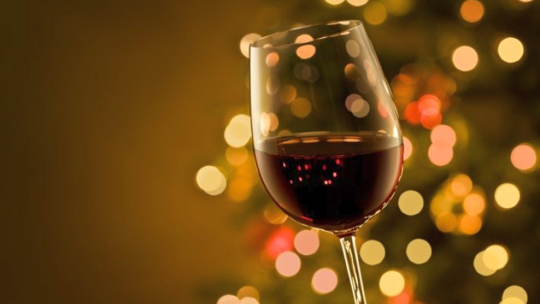 BRADUL CU POVESTI. Vinurile produse de Cramele Recas din Banat fac deliciul Casei Regale a Marii Britanii Imagine