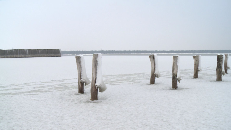 BRAILA. A inghetat Lacu Sarat Imagine