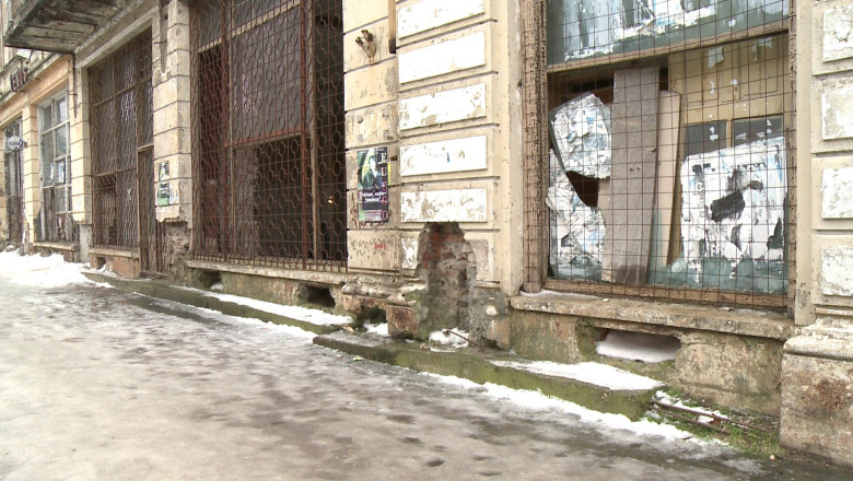 BRAILA. Bijuterii arhitectonice umbrite de ruine Imagine