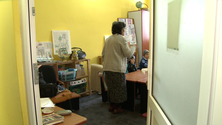 BRAILA. Clasele din magazie si din spalatorie Imagine