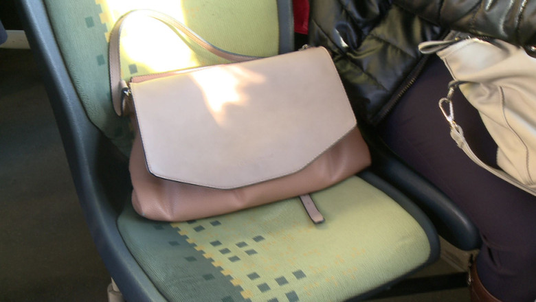 BRAILA. Se cauta proprietarul unei genti cu bani  Imagine