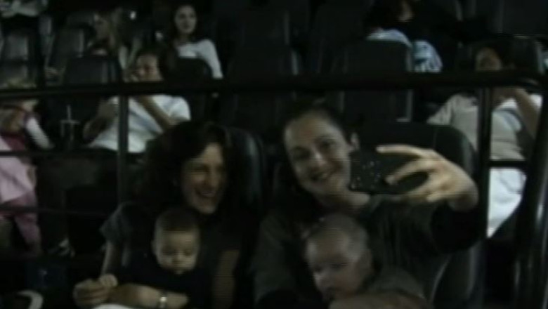 Brazilia. Cinematograful pentru mame si bebelusi: popcorn, biberoane si masute de schimbat scutece Imagine