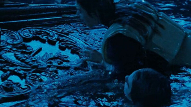 Bucata plutitoare de usa care a tinut-o in viata pe Rose in „Titanic” a fost vanduta pentru suma de aproape 720.000 de dolari Imagine