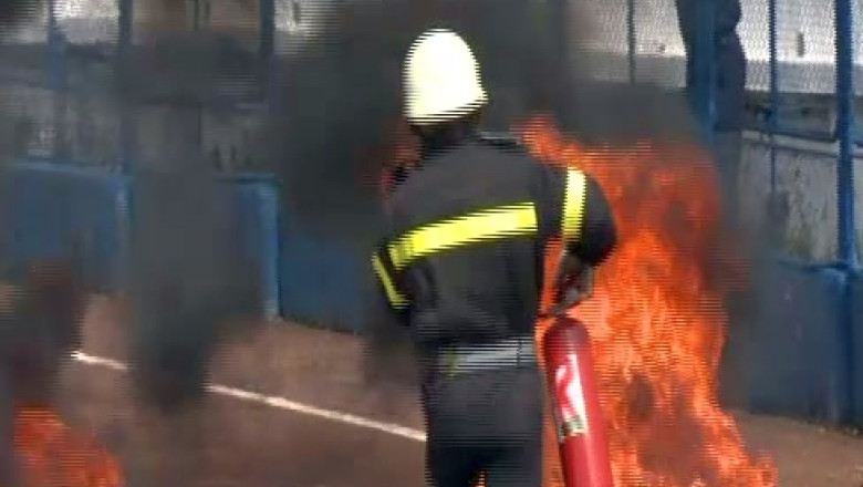 Bucuresti: O femeie a decedat in urma unui incendiu produs intr-un apartament din zona parcului Cismigiu Imagine