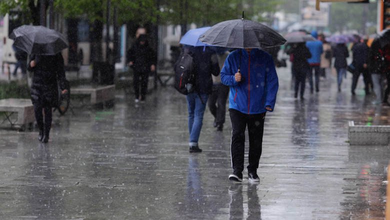 Bucuresti, sub cod galben de ploi si lapovita. Pana cand e valabila avertizarea meteo Imagine