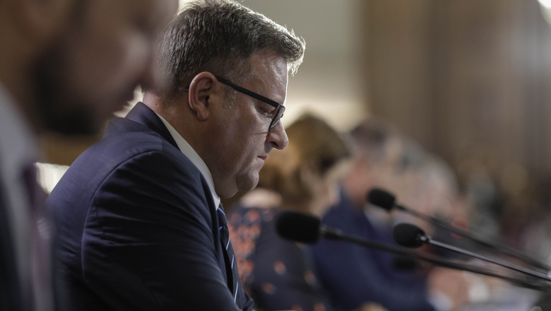 Budai: PSD vrea sa treaca prin Parlament continuarea plafonarii preturilor la alimente. Sighiartau (PNL): Nu scad costurile reale Imagine