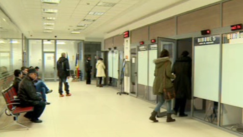 Bugetarii recupereaza sambata zilele libere primite la Sarbatori Imagine