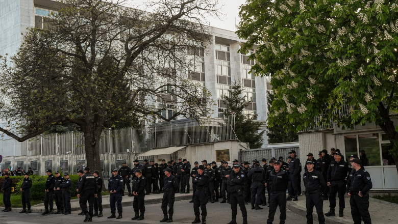 Bulgaria a blocat un transfer bancar catre Ambasada Rusiei Imagine