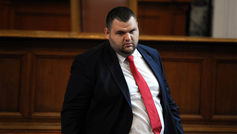 BULGARIA. Numirea controversatului Delian Peevski la sefia serviciilor secrete, anulata in parlament Imagine