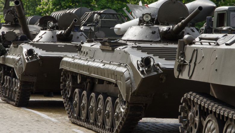 Bulgaria va primi aproape o jumatate de miliard de euro drept compensatie pentru ajutorul militar acordat Ucrainei Imagine