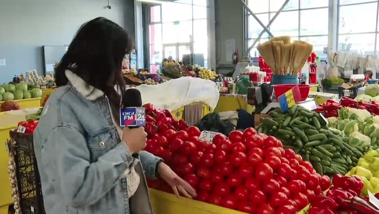 Bulgarii vin sa cumpere castraveti de la noi. Sub efectul inflatiei, alimentele au ajuns mai ieftine in Romania decat in tara vecina Imagine