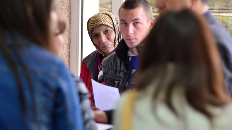 Bursa locurilor de munca pentru absolventi: oferte multe, candidati putini, cei mai multi trecuti de prima tinerete Imagine