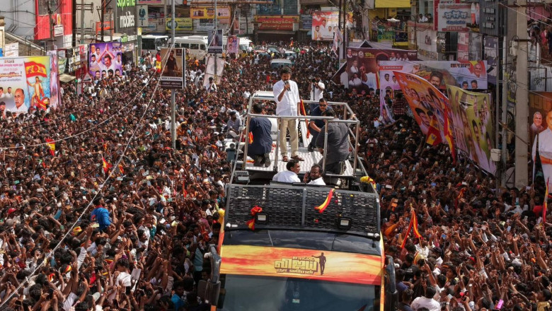 Busculada mortala in India la un miting al actorului Vijay: 36 de morti si peste 50 de raniti Imagine