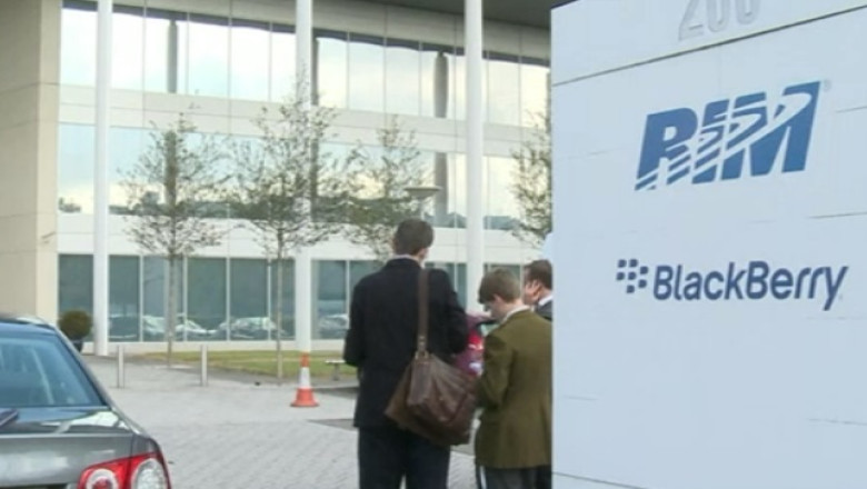 BUSINESS CLUB. BlackBerry ar putea renunta la telefoanele mobile Imagine
