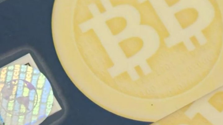 BUSINESS CLUB. Chinezii prabusesc moneda Bitcoin Imagine