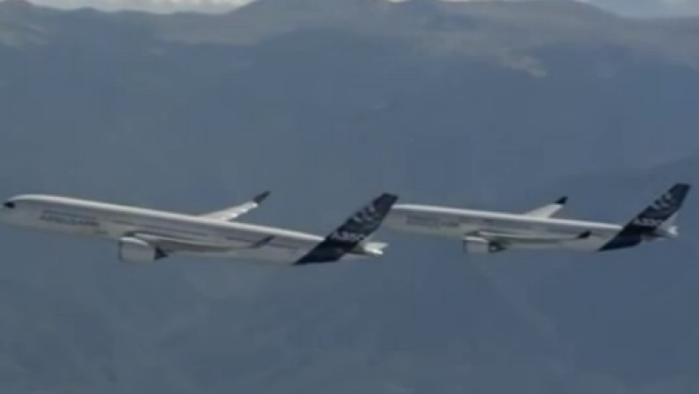 BUSINESS CLUB. Companiile aeriene vor vinde trei miliarde de bilete in 2014 Imagine