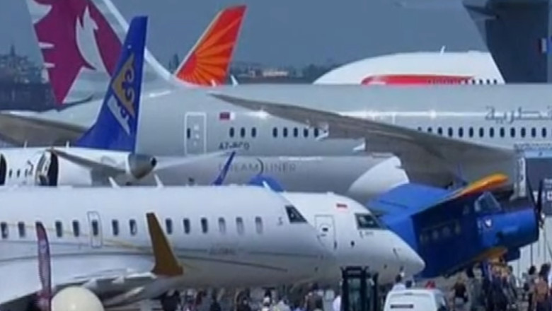 BUSINESS CLUB. Companiile Airbus si Boeing coplesite cu comenzi la expozitia de la Paris Imagine