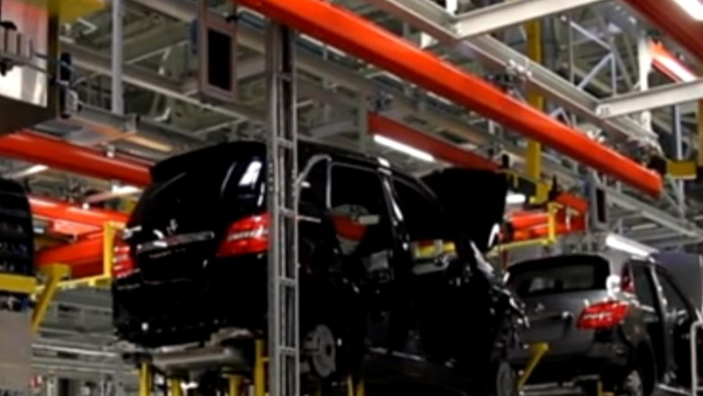 BUSINESS CLUB. Mercedes in Romania: investitie sau moneda de schimb? Imagine