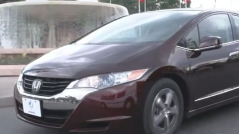 BUSINESS CLUB. Razboiul masinilor curate Imagine