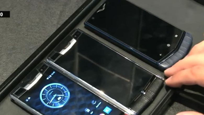 Business Club. Telefonul Vertu Signature Touch are Android si un procesor mai puternic Imagine