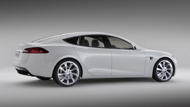 BUSINESS CLUB. Tesla isi ieftineste masinile Imagine
