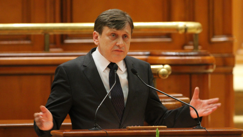 C.Antonescu, despre pactul de coabitare: Sa lasam faptele sa se consume, dupa aceea facem declaratii Imagine