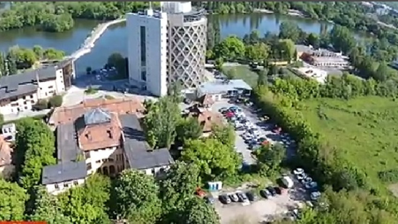 C.T. Popescu: Confiscarea l-ar face pe Dan Voiculescu sa inghita cu noduri varza cu carnati Imagine