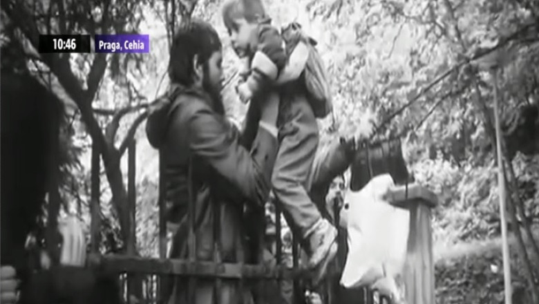 Caderea comunismului, aniversata cu Trabant Imagine