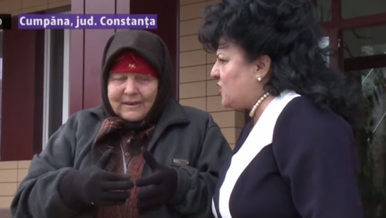 Cadouri de sarbatori pentru pensionari. 500 de batrani din Cumpana au primit pachete pentru Craciun Imagine