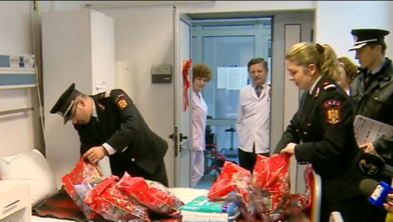 Cadouri pentru copiii nascuti de Craciun Imagine