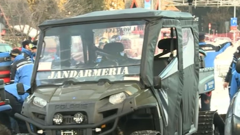 Cadouri pentru jandarmii montani de la colegii lor din Elvetia: sase masini de teren Imagine