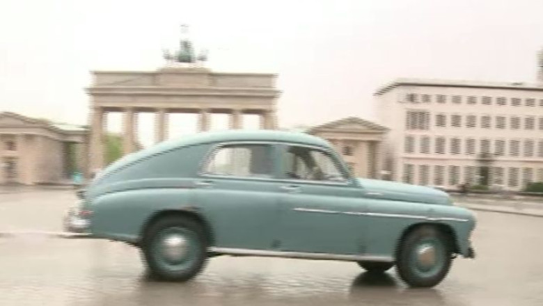 Calatorie inedita cu un automobil care a apartinut Papei Ioan Paul al II-lea  Imagine