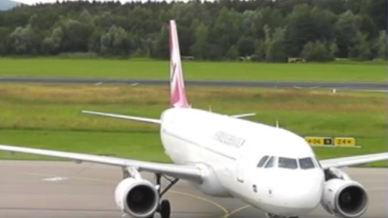 Calatorii la pret redus. Spre ce destinatii gasiti bilete de avion sub 200 de euro Imagine