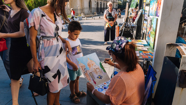 Calea Victoriei devine pietonala in al 20-lea weekend al programului „Strazi deschise” Imagine