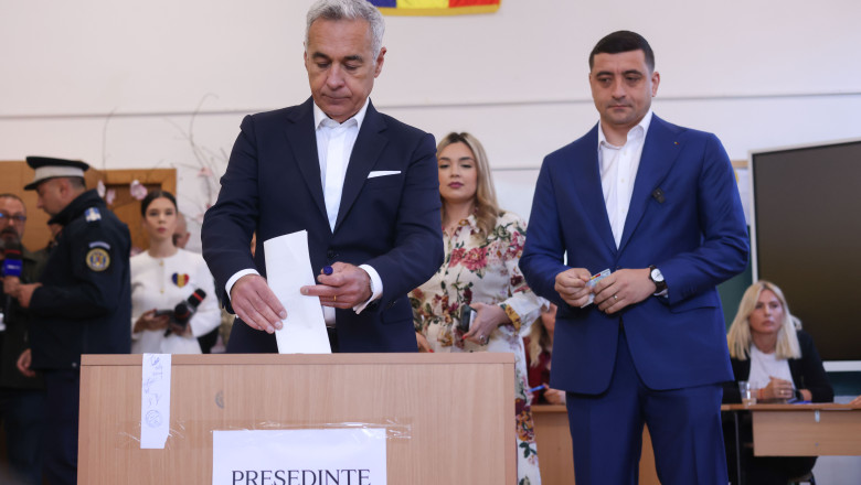 Calin Georgescu, primul mesaj de dupa alegeri: „Ma rog pentru Nicusor Dan sa fie un presedinte intelept”. Ce i-a transmis lui Simion Imagine