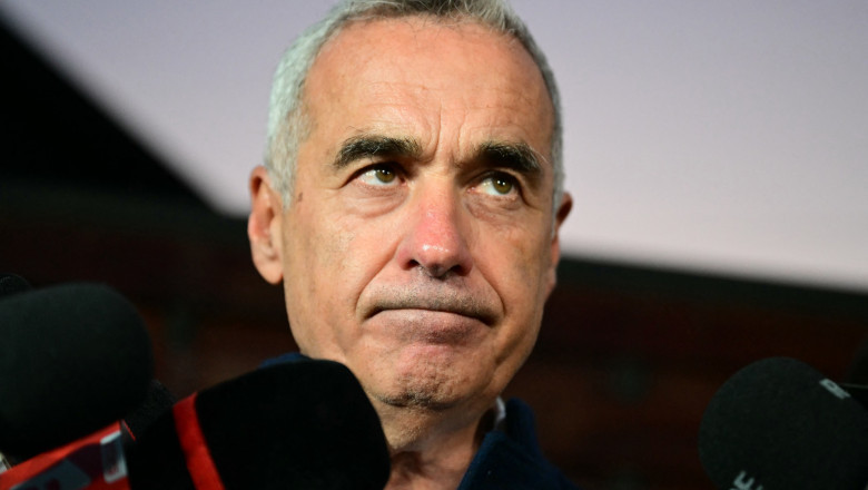 Calin Georgescu s-a prezentat in fata politistilor pentru a semna controlul judiciar si nu a facut nicio declaratie publica Imagine