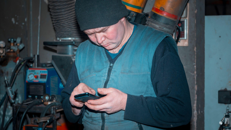 Calitatea internetului si telefoniei va scadea dramatic in Rusia. Firmele occidentale de telecomunicatii se retrag la sfarsitul anului Imagine