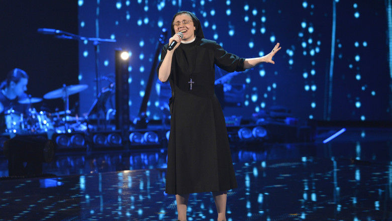 Calugarita care a castigat „Vocea Italiei” este acum chelnerita in Spania: „Am ales sa-mi urmez inima” Imagine