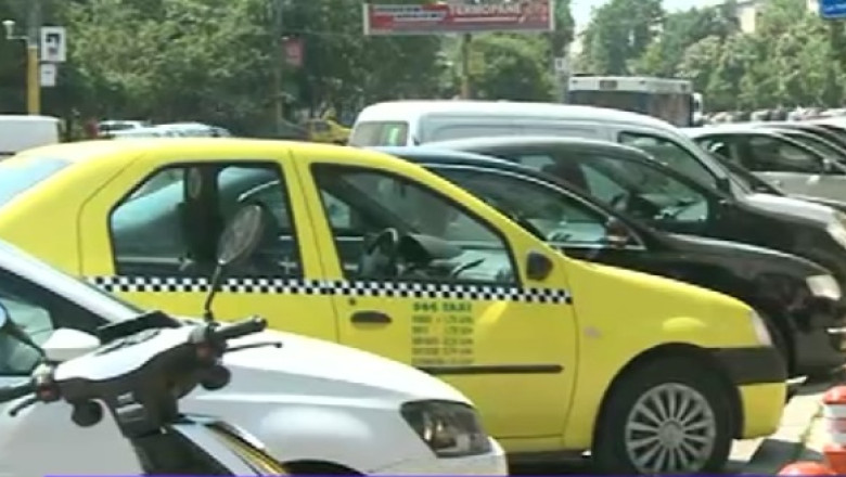 CAMERA ASCUNSA. 300 de lei pentru un loc de parcare in Sectorul 4 Imagine