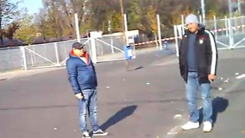 Camera ascunsa. Bisnitarii vand bilete la returul Romania - Grecia la pret dublu Imagine