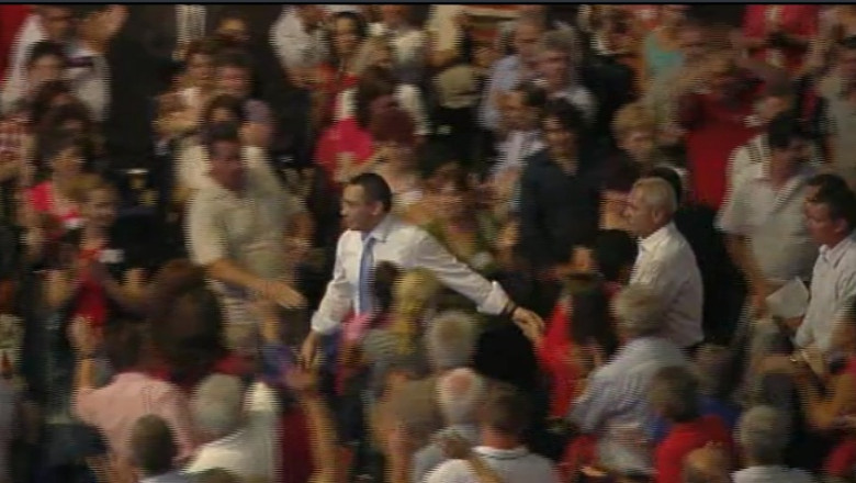 CAMERA ASCUNSA. Victor Ponta, lansare pe Arena Nationala. „Ne-a dat bani. 100 de lei” Imagine