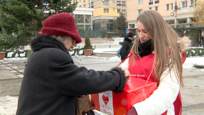 Campanie pentru o biblioteca de jucarii destinata copiilor cu dizabilitati Imagine