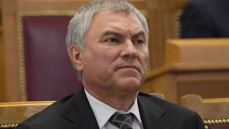 „Canaliile traiesc confortabil”. Seful Dumei de Stat propune confiscarea averilor rusilor care au plecat din tara din cauza razboiului Imagine