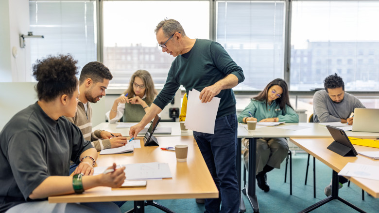 Cand se pot inscrie la liceu elevii care au sustinut Evaluarea Nationala 2025. Calendarul inscrierilor si acte necesare Imagine