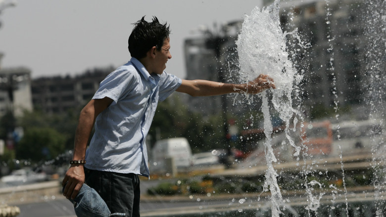 Canicula revine. Miercuri se vor inregistra 37 de grade Celsius in sudul tarii Imagine